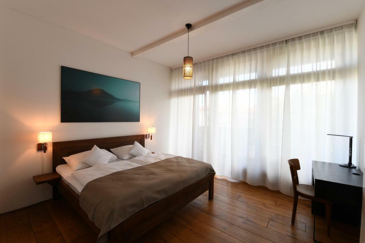 Loft Apartment Prague Exterior photo